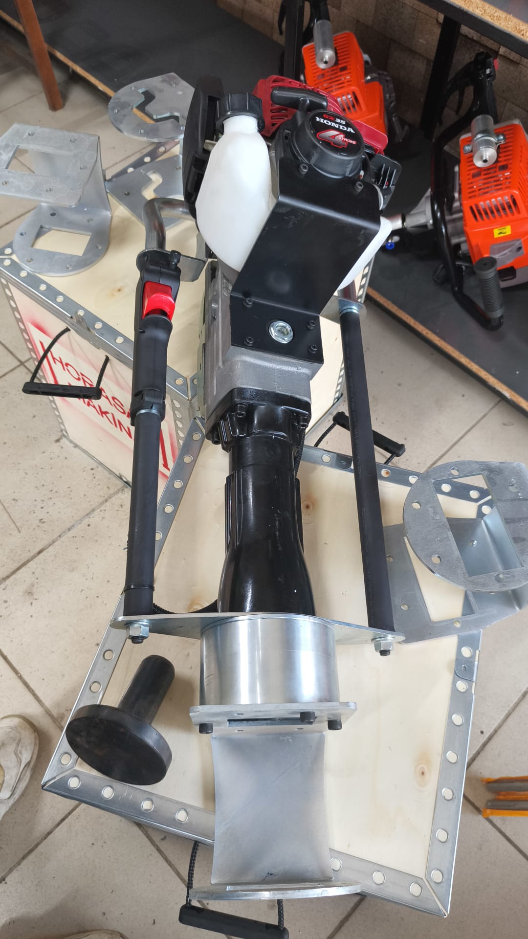 Honda Kazık Çakma Makinası